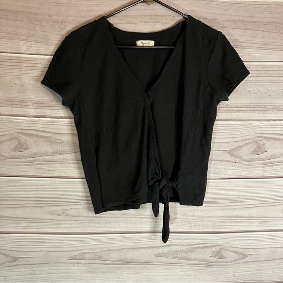 Madewell Texture and Thread Wrap Tie Top in Black - Picture 2 of 9